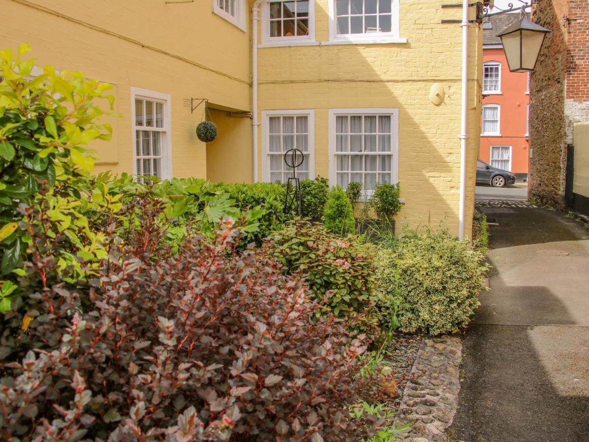 138C Old Star & Garter Mews Apartment ลุดโลว์ ภายนอก รูปภาพ