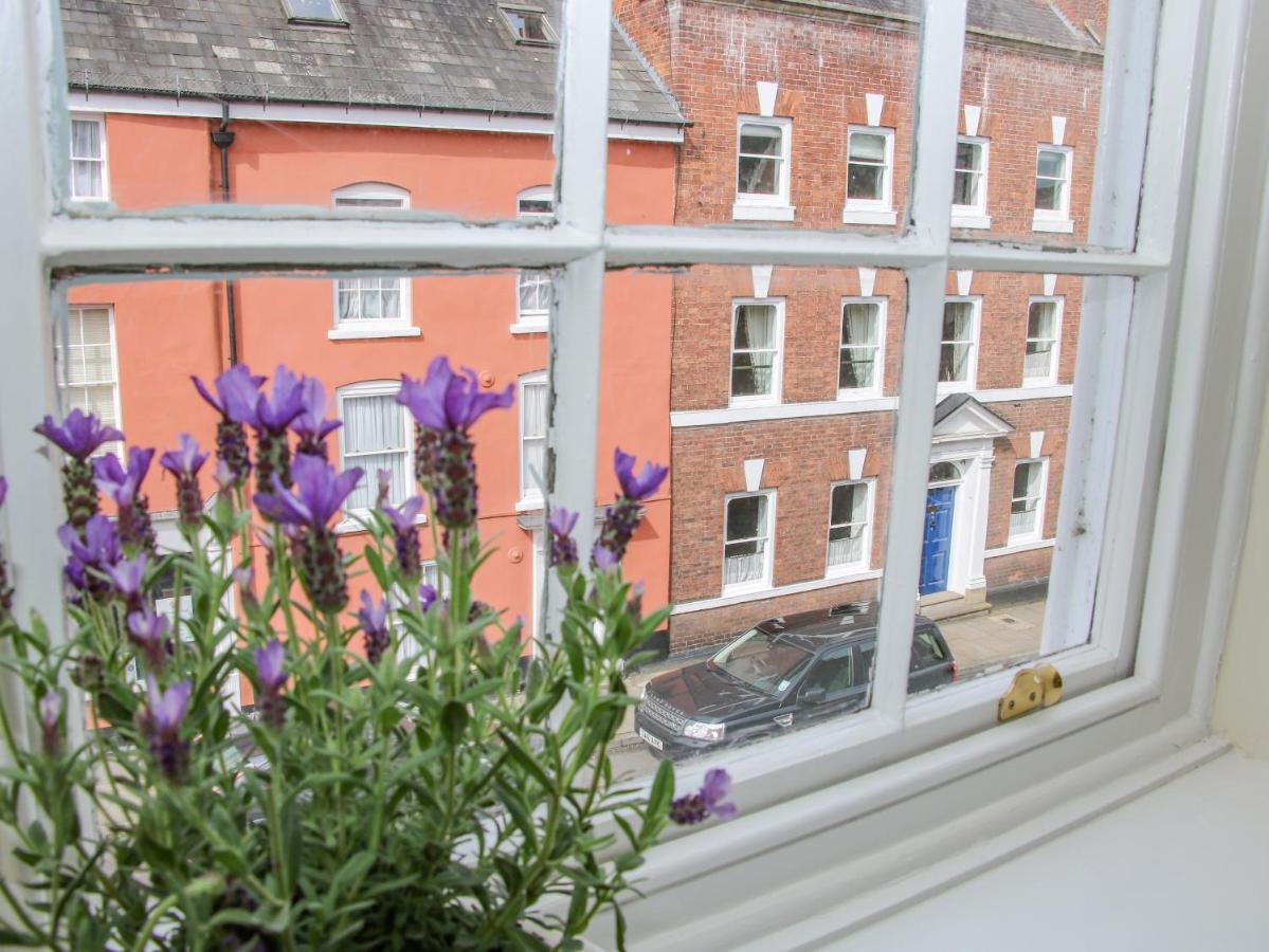138C Old Star & Garter Mews Apartment ลุดโลว์ ภายนอก รูปภาพ